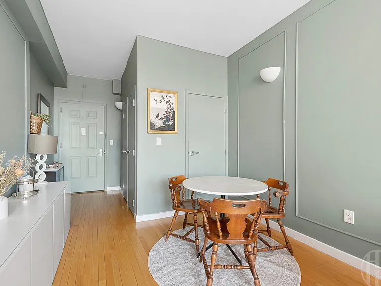 352 Cathedral Pkwy #12C — Photo 3