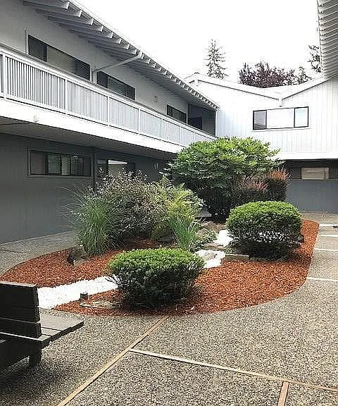Relaxing Courtyard Area
