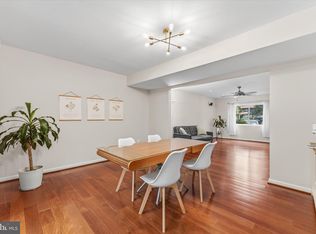 2235 Wheelwright Ct, Reston, VA 20191
