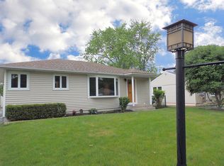 2903 Grouse Ln, Rolling Meadows, IL 60008