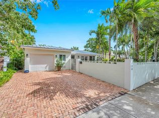 720 NE 17th Way, Fort Lauderdale, FL 33304