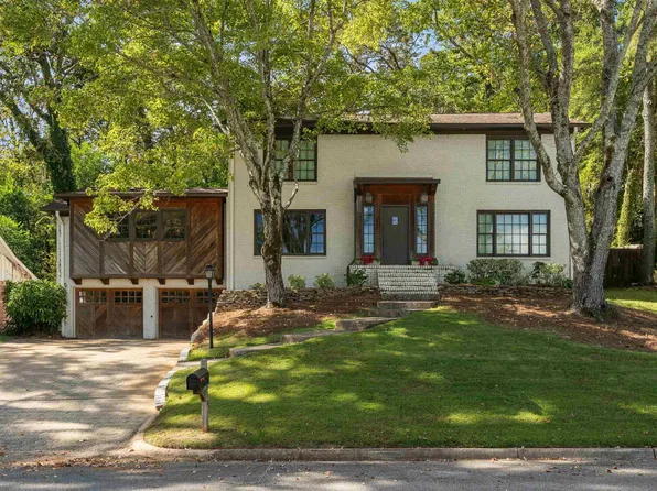 620 Bienville Ln, Birmingham, AL 35213