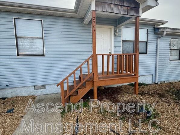 2705 Georgetown Dr NW Unit 7