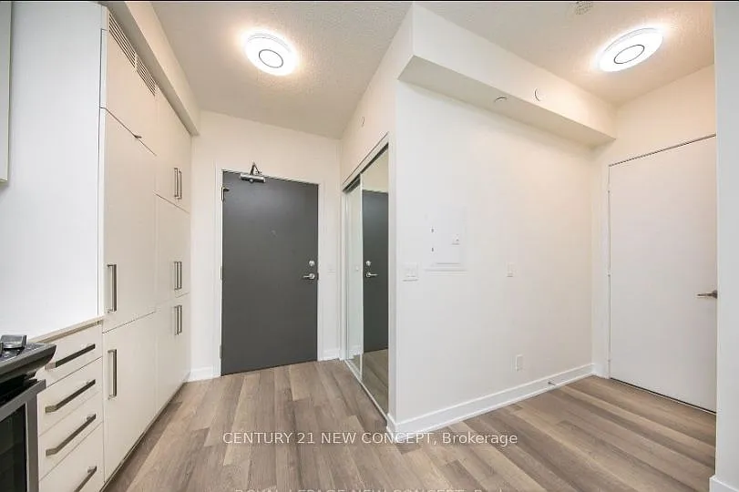 1 bed, $2,300 — Photo 3
