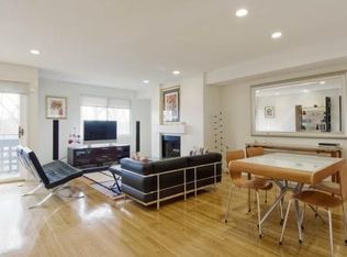 1175 Chestnut St APT 29, Newton, MA 02464