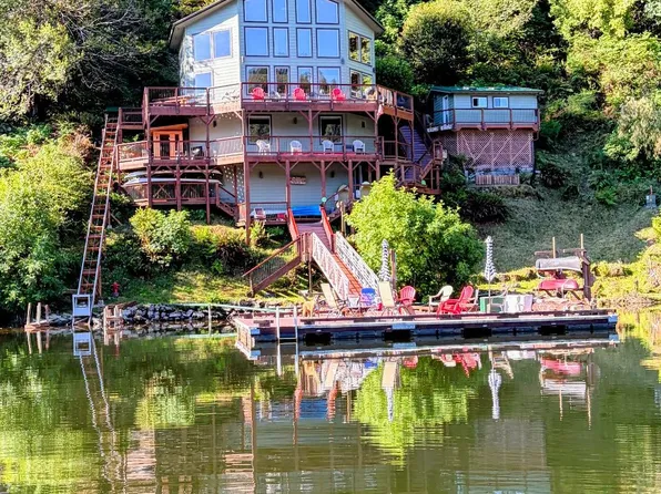 2355 Loon Lake Rd, Reedsport, OR 97467