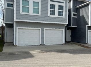 18819 Luminescent Ln, Spring, TX 77379