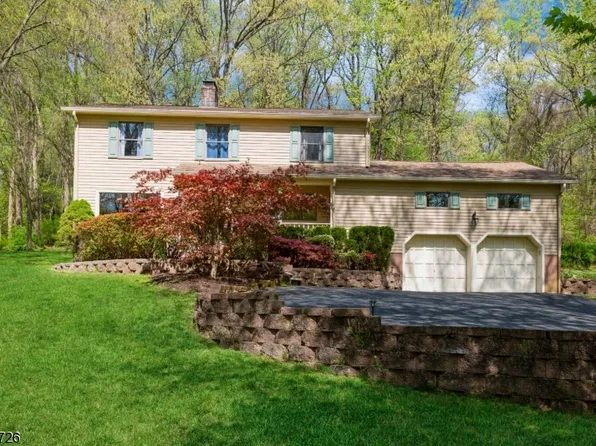 40 Valley View Rd, Long Hill Twp., NJ 07928