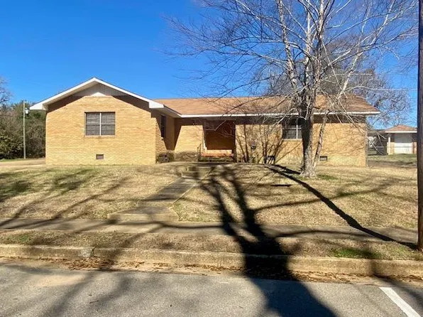 530 Minnesota Ave, McComb, MS 39648