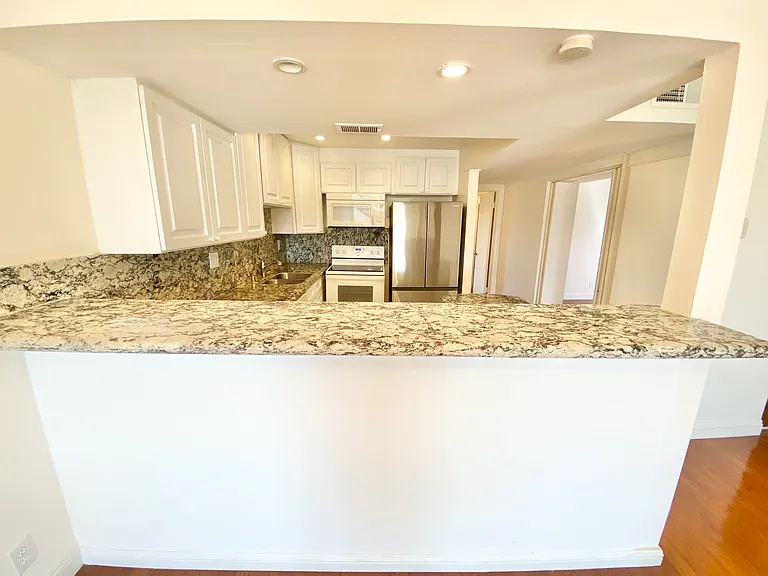 23401 Park Sorrento #58 — Photo 6
