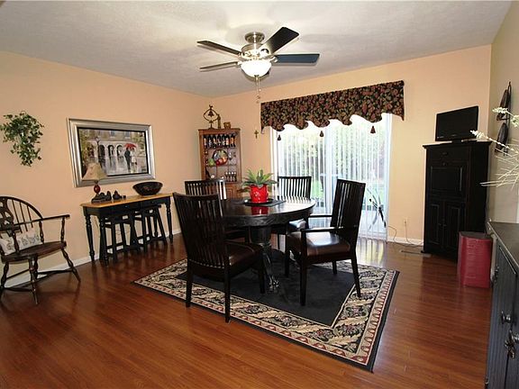 5th image of 6960 S Parkway Dr #6960