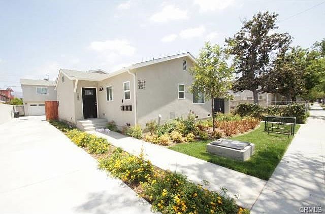 1st image of 2304 N Catalina St