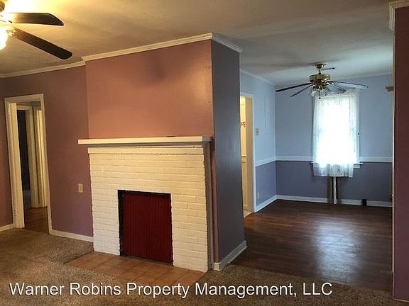 3rd image of 229 Meadowdale Dr