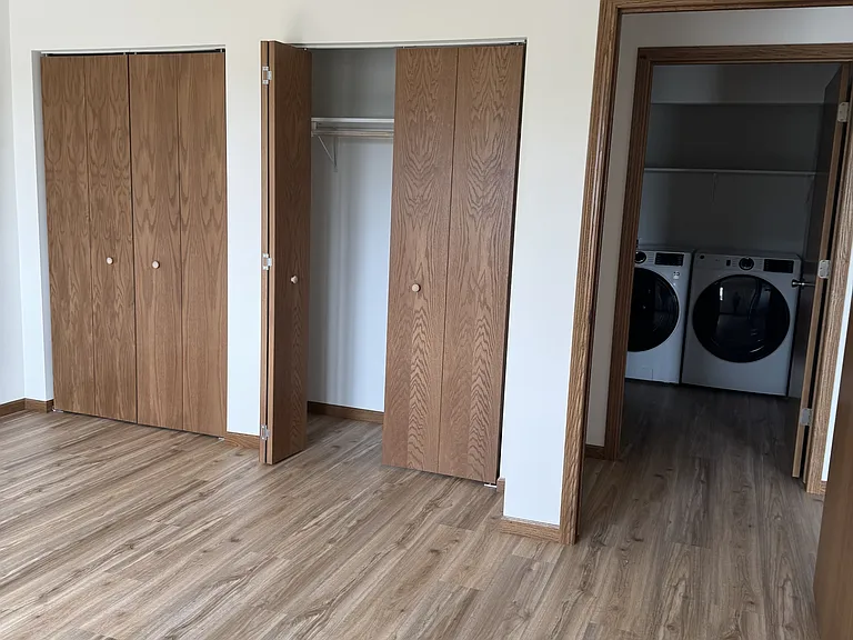 300 Treml Dr #114 — Photo 4