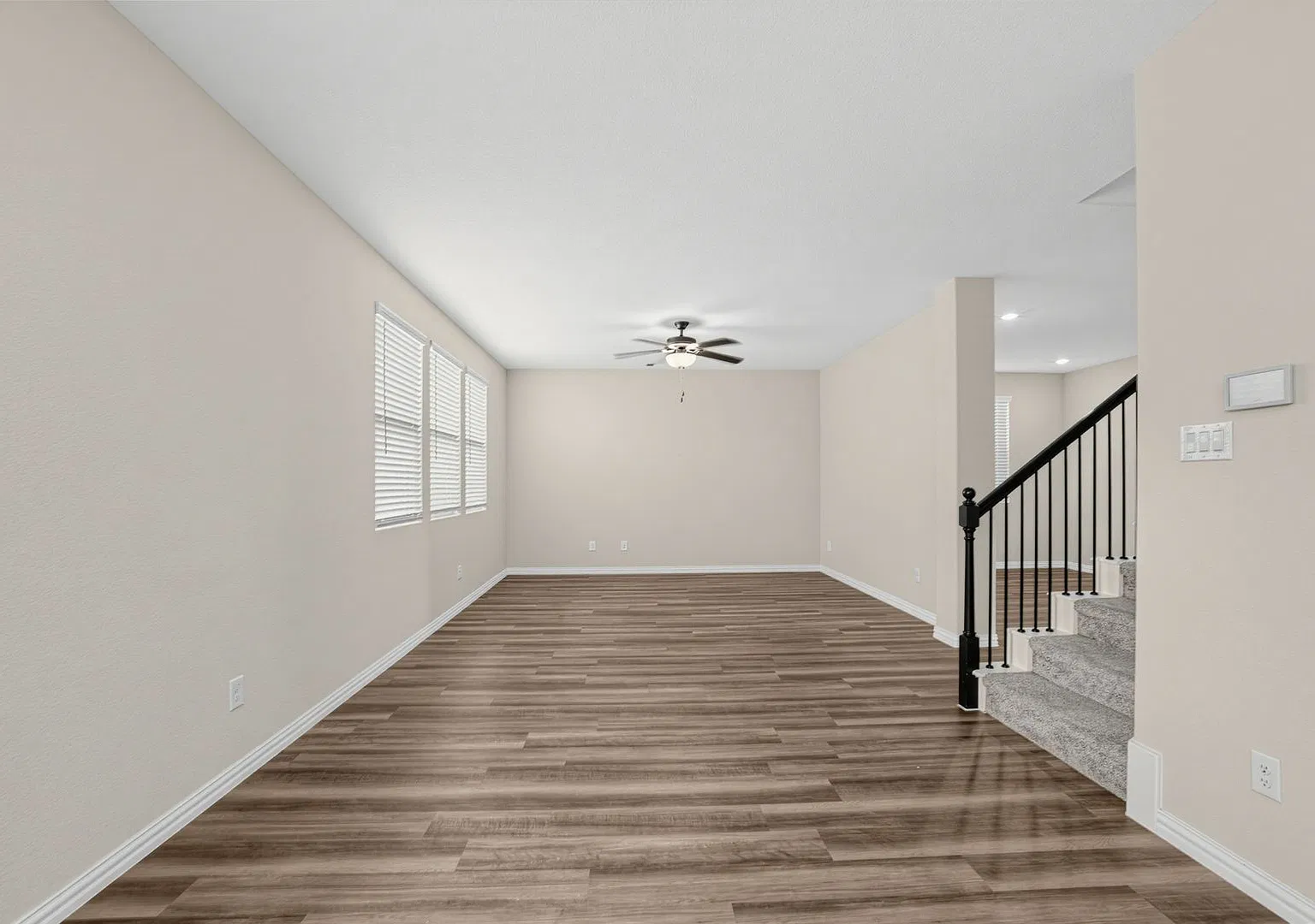 Spacious 4-Bedroom Home in ArrowBrooke with Huge Backyard & 3-Car Garage — Photo 4