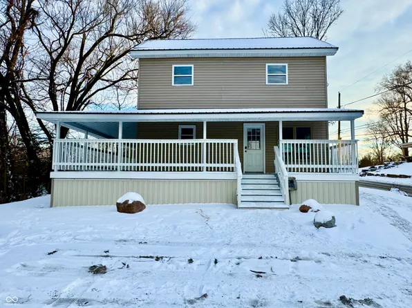 438 4th St, North Vernon, IN 47265