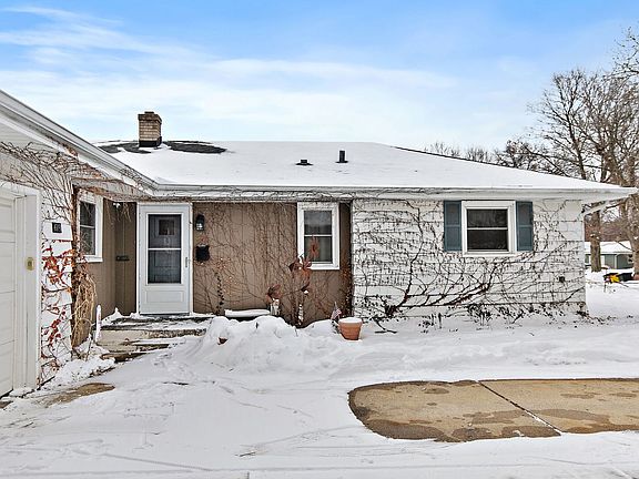 2nd image of 419 Roland Ave