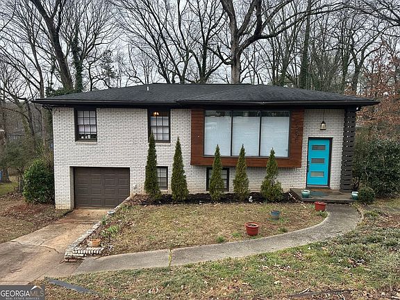 2nd image of 2573 Crestdale Cir SE