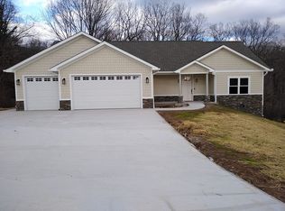 626 Ridgefield Rd, Elizabethton, TN 37643