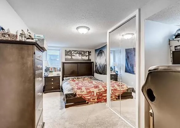 1432 Lake St NE #2 — Photo 8