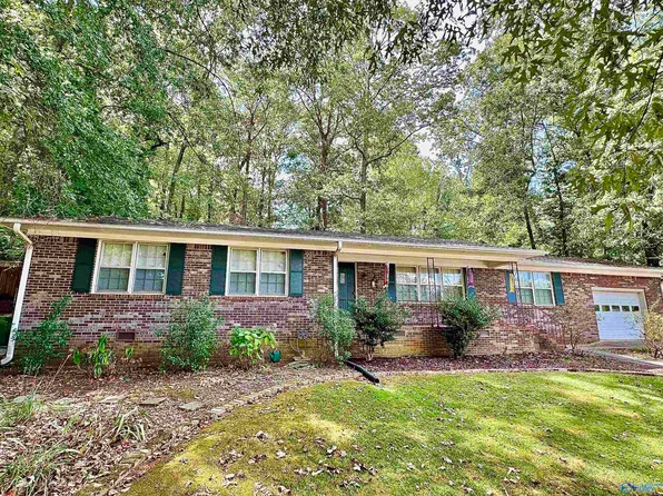 1808 Becky Ln, Scottsboro, AL 35769