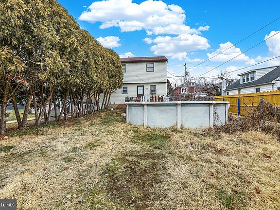 4th image of 1538 Luzerne St