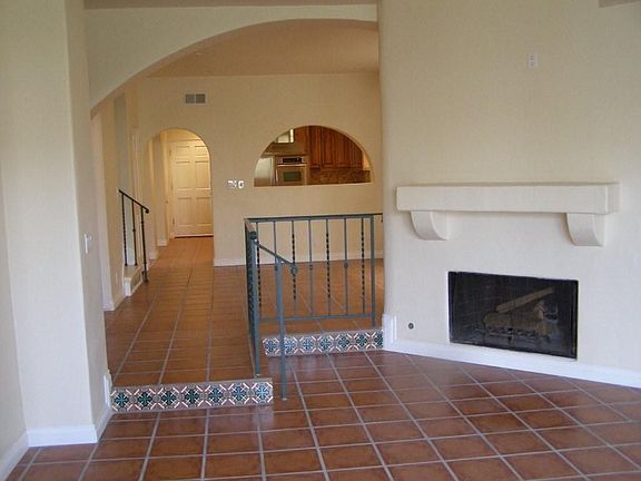 Living room/dining