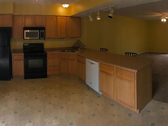 Kitchen/Living Room