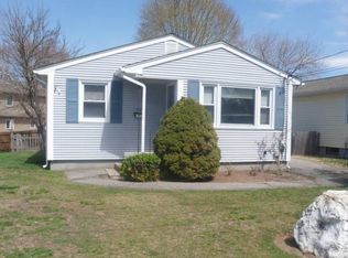 20 Elmhurst Ave, Cranston, RI 02920