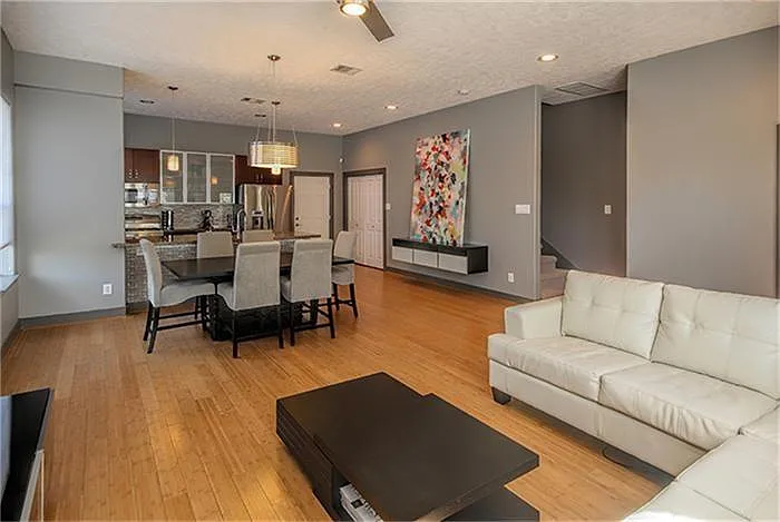 1414 Emancipation Ave #A — Photo 3