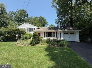 6534 Jay Miller Dr, Falls Church, VA 22041