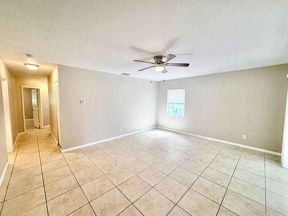 4th image of 4261 Gulfstream Dr APT 202