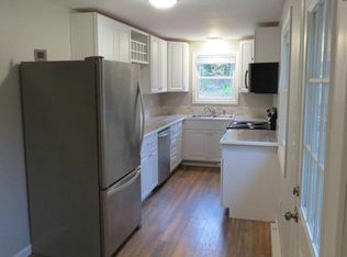 6 Neighbor Ln, Augusta, ME 04330