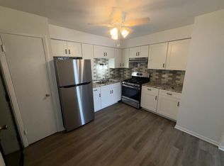 6724 W 107th St, Chicago Ridge, IL 60415