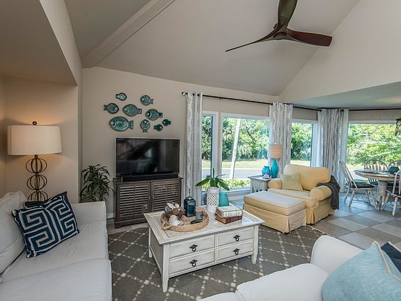 4th image of 723 Spinnaker Beachhouse Vl