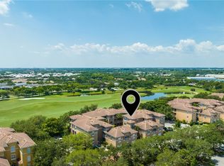 5025 Fairways Cir APT B207, Vero Beach, FL 32967