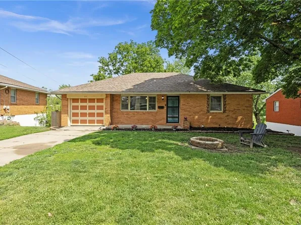 511 S Northern Blvd, Sugar Creek, MO 64054