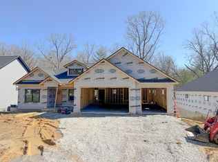 155 Natchez Cir, Crossville, TN 38558