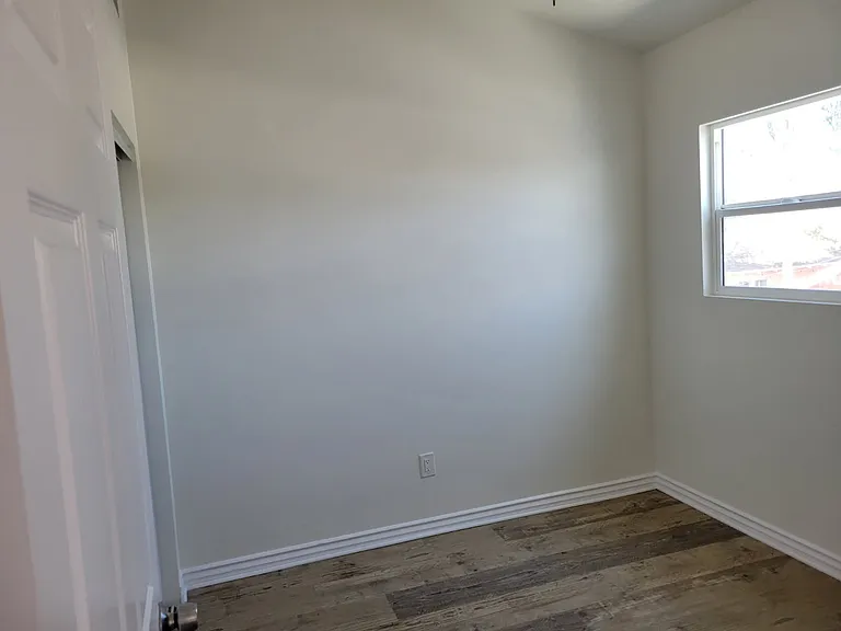 1256 Rolland Curtis Pl #1/2 — Photo 6