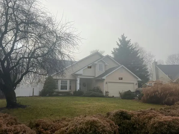 7745 Mellon Rd, Wyncote, PA 19095