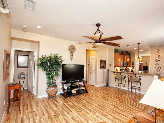 3rd image of 26265 W Potter Dr