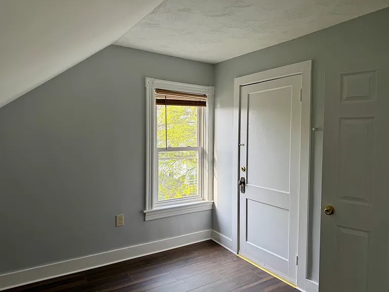 13 Elizabeth St #3 — Photo 9