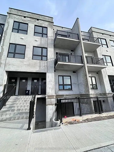 25 Palace St Photo 1