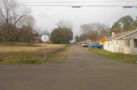 2nd image of 600 Cory St