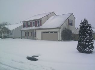 1257 Mozart Dr, Virginia Beach, VA 23454