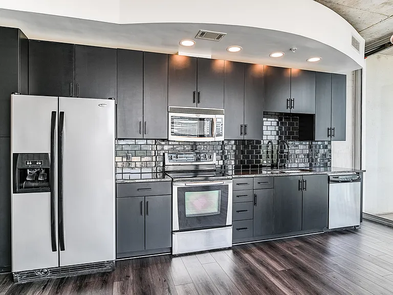 360 Nueces St #1302 — Photo 1