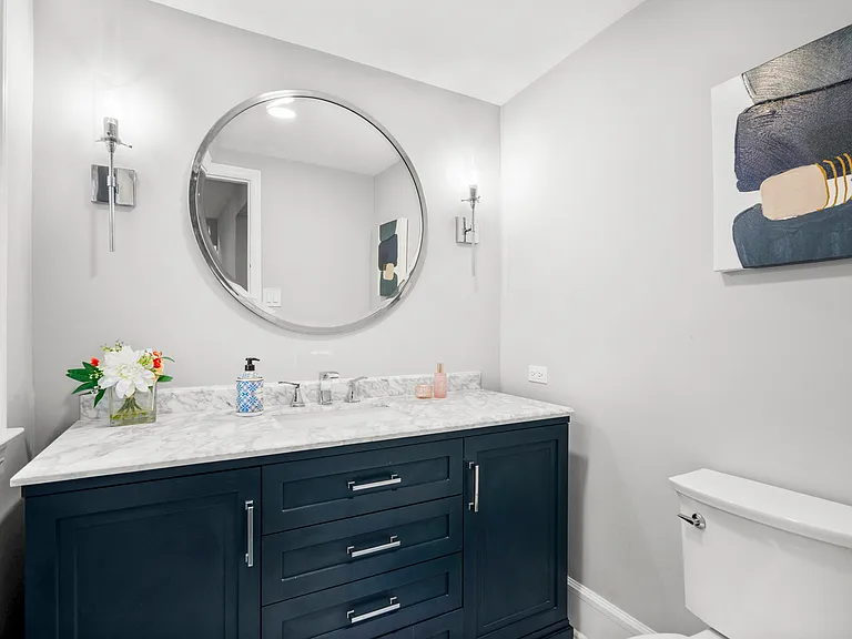 20 Elk Ave — Photo 17