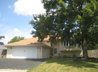 3917 Buck Ave, Joliet, IL 60431