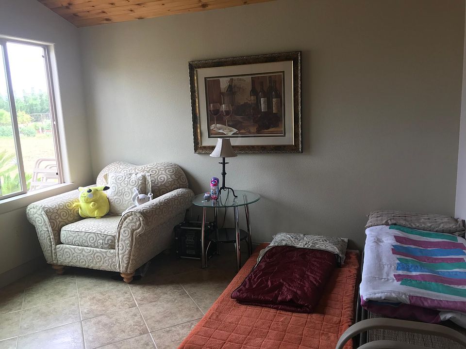 1st image of 1724 Alan Dr #2