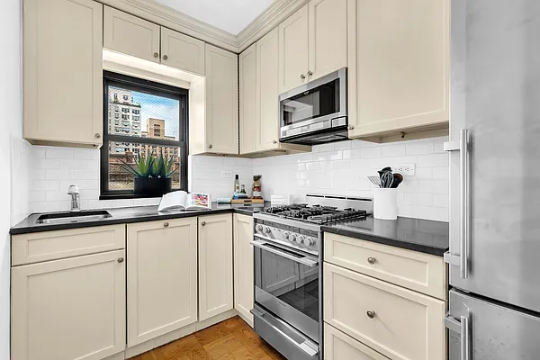 Sold by Douglas Elliman | media 3